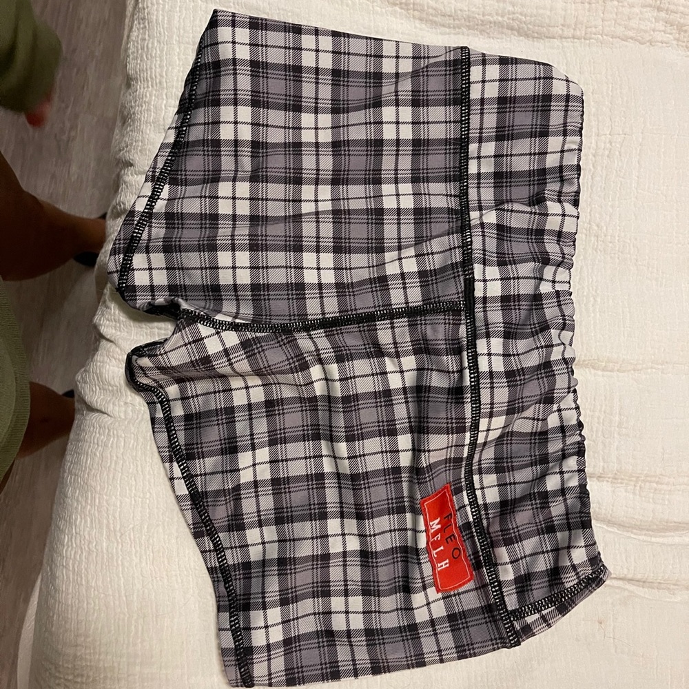 Mflh Fleo all business shorts